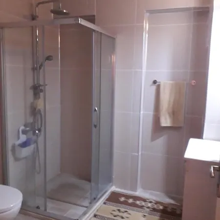 Large Airy Room With Extra Guest Bed Altinkum Didim Turkey Super Location * ديديم
