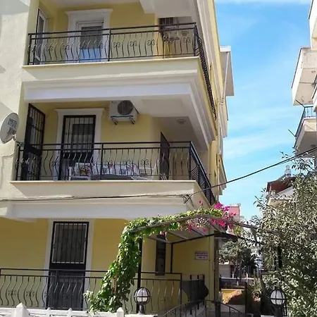 بيت ضيافة Large Airy Room With Extra Guest Bed Altinkum Didim Turkey Super Location